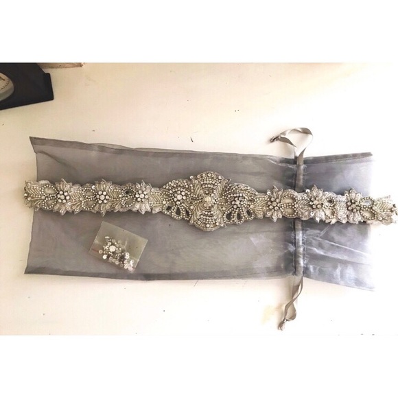 BHLDN Accessories - BHLDN bridal rhinestone wedding sash belt
